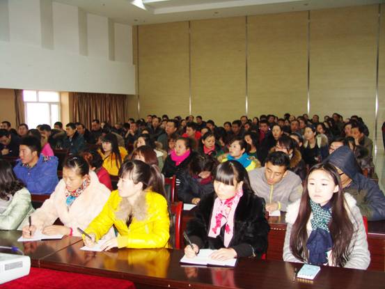 內(nèi)強(qiáng)個人素質(zhì)，外塑企業(yè)形象