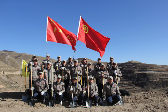 有一種奉獻叫“五四精神”，有一種擔當叫“青年突擊隊”