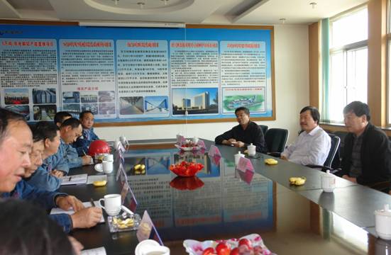 劉崇珩、馮志洪蒞臨青海物產北川工業(yè)物流園參觀