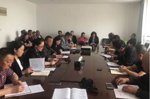 物產(chǎn)配送公司所屬黨支部召開“不忘初心、牢記使命”主題教育專題研討會(huì)